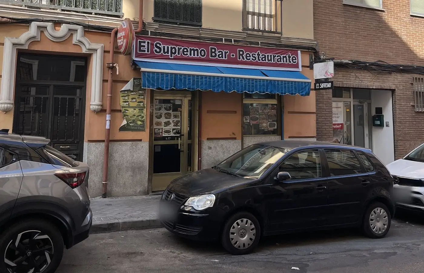 Fachada en la calle de Jaén